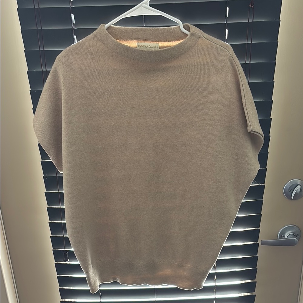 Cynthia Rowley Tan Crewneck Sweater Soft Knit Classic